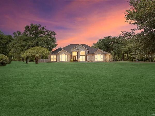 111 Spring Creek Street, Waco, TX 76705