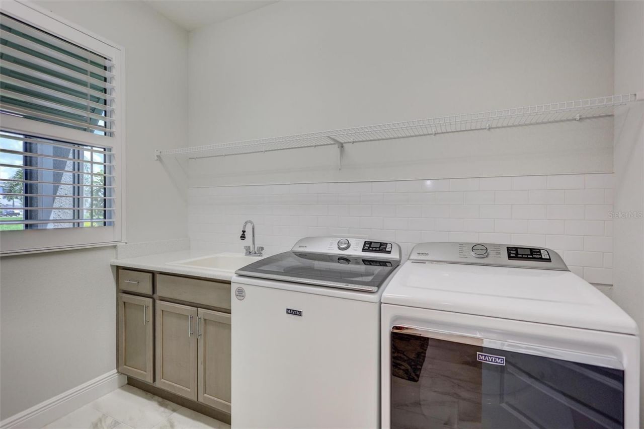 10606 Klee Avenue , Bradenton, FL 34212 Photo