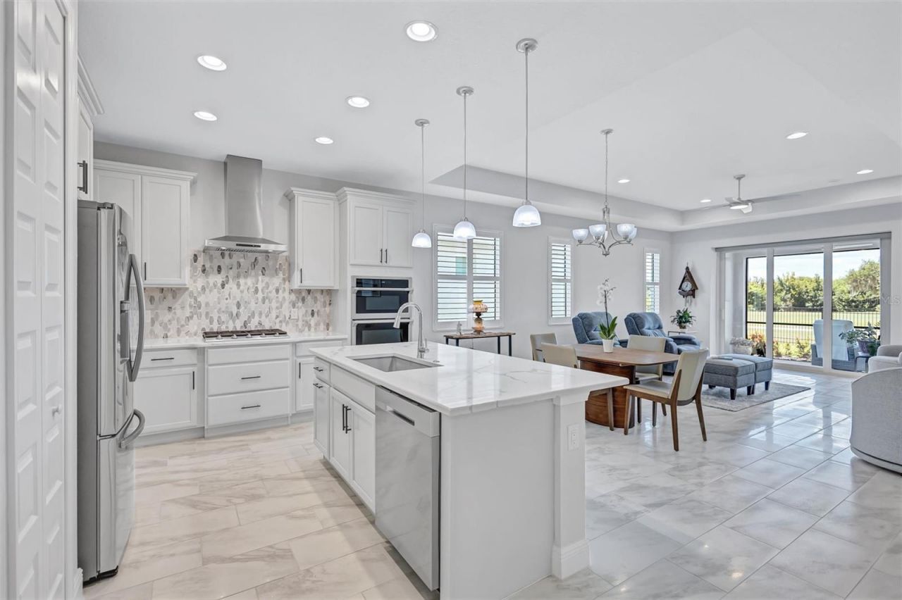 10606 Klee Avenue , Bradenton, FL 34212 Photo