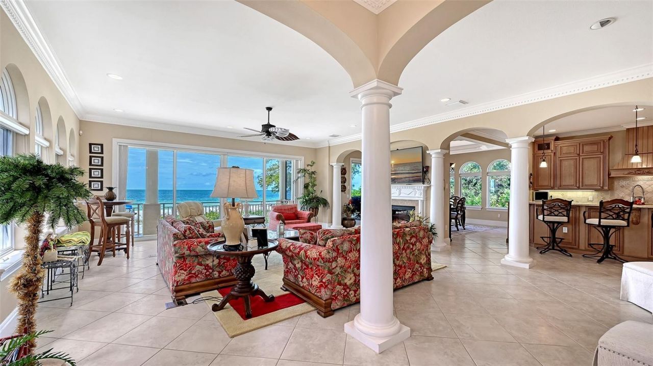 106 74th Street, Unit 100, Bradenton Beach, FL 34217 Photo