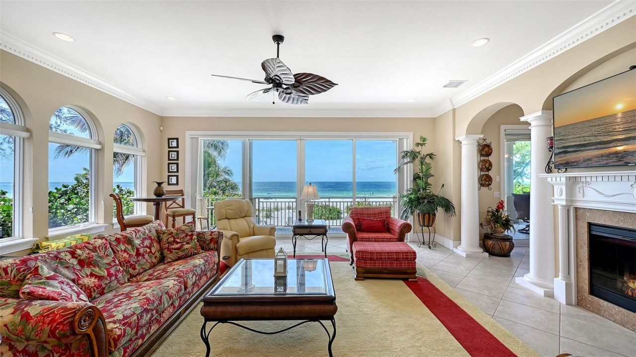 106 74th Street, Unit 100, Bradenton Beach, FL 34217 Photo