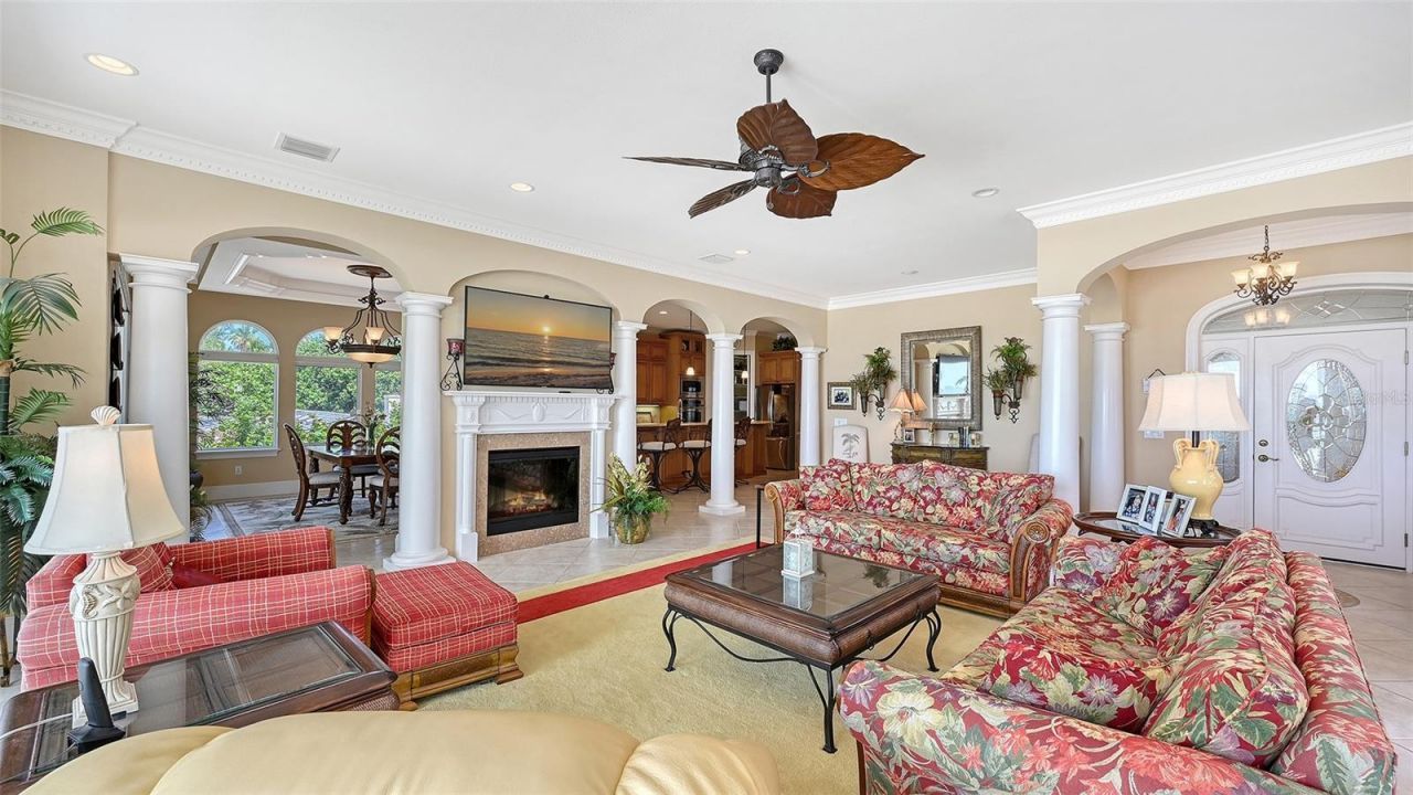 106 74th Street, Unit 100, Bradenton Beach, FL 34217 Photo