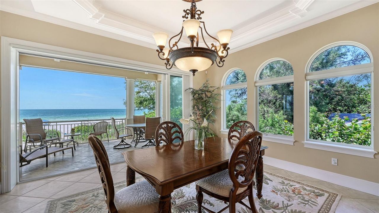 106 74th Street, Unit 100, Bradenton Beach, FL 34217 Photo