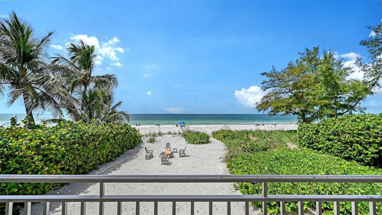 106 74th Street, Unit 100, Bradenton Beach, FL 34217 Photo