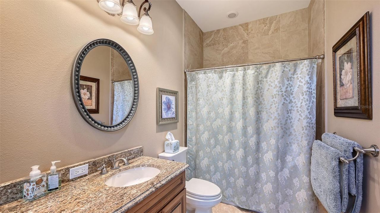 106 74th Street, Unit 100, Bradenton Beach, FL 34217 Photo