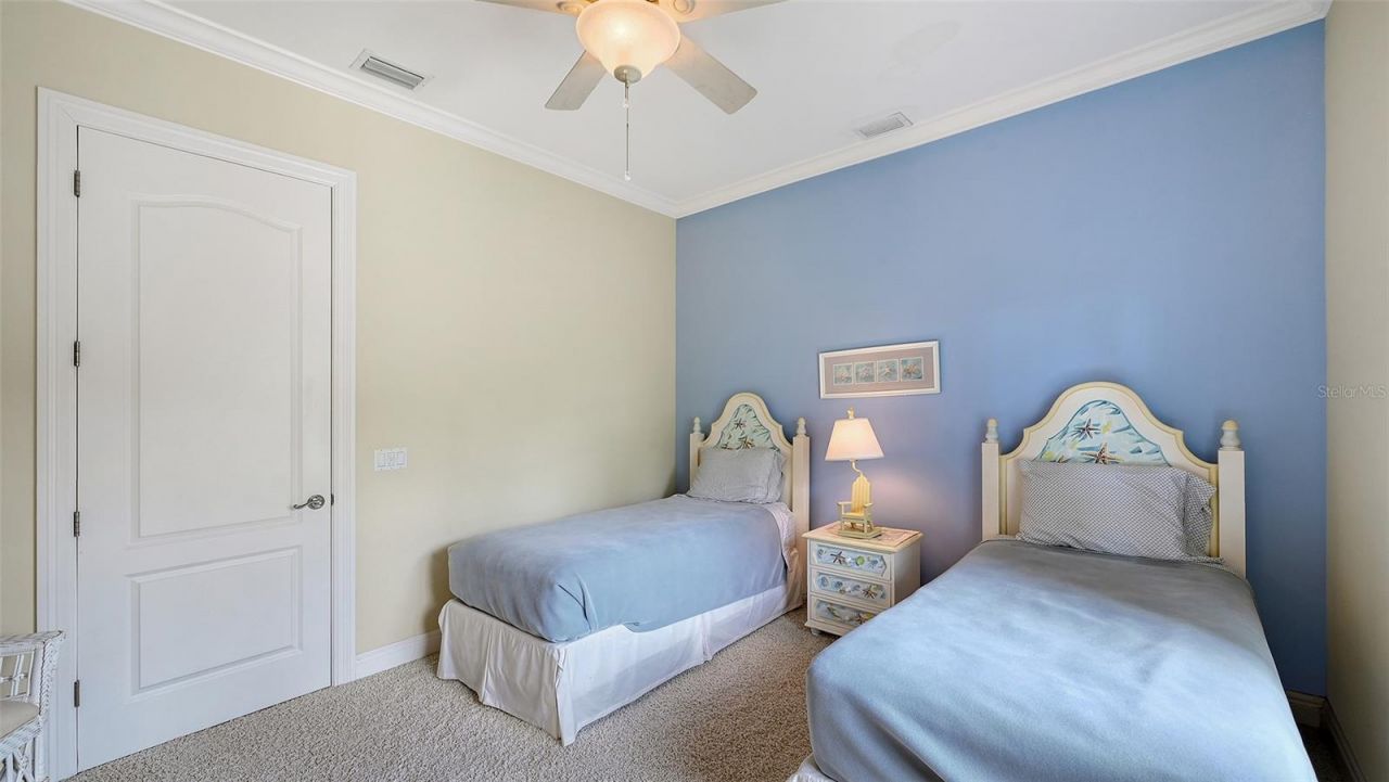 106 74th Street, Unit 100, Bradenton Beach, FL 34217 Photo