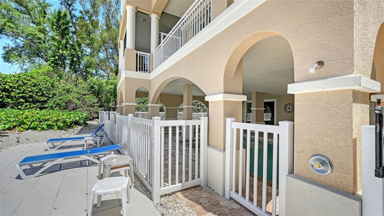 106 74th Street, Unit 100, Bradenton Beach, FL 34217 Photo