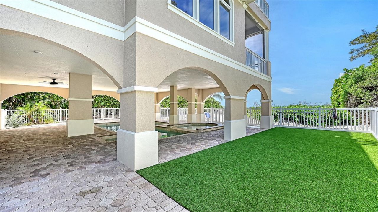 106 74th Street, Unit 100, Bradenton Beach, FL 34217 Photo