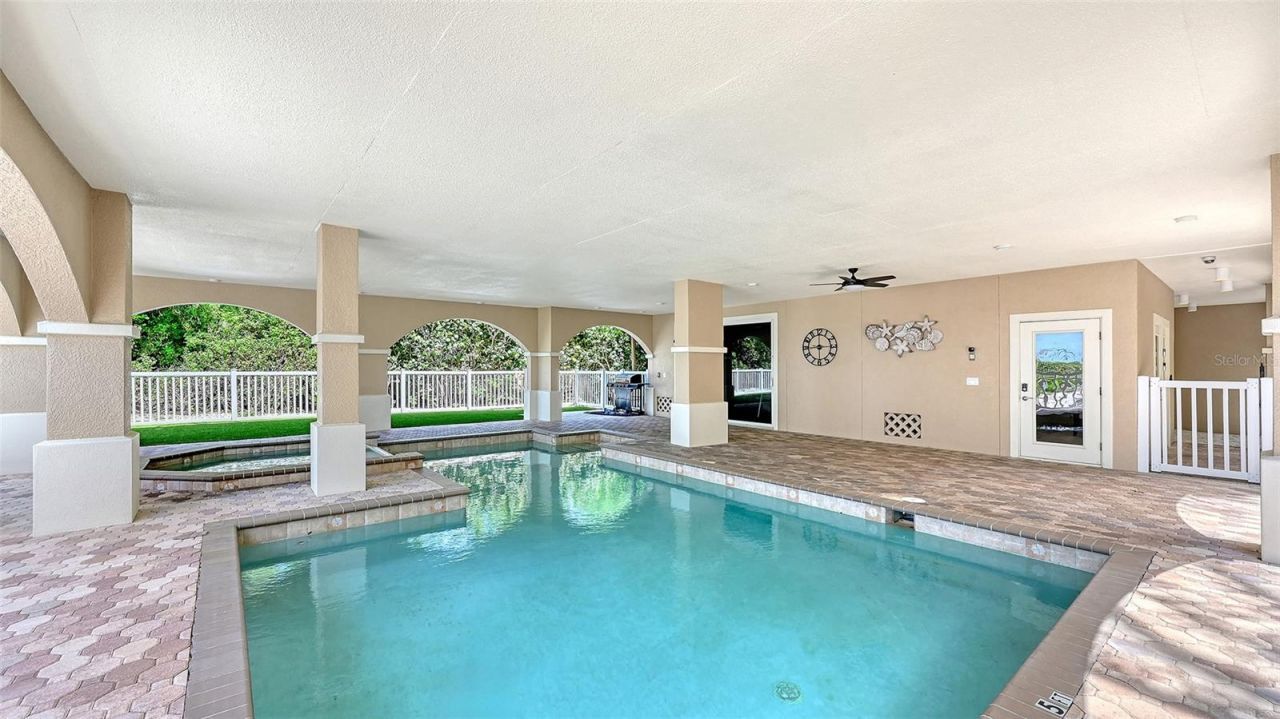 106 74th Street, Unit 100, Bradenton Beach, FL 34217 Photo