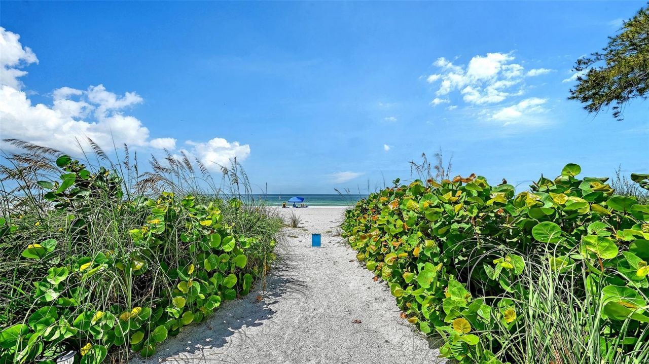 106 74th Street, Unit 100, Bradenton Beach, FL 34217 Photo