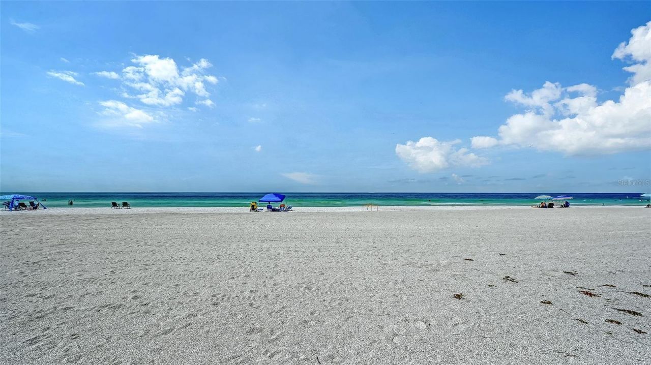 106 74th Street, Unit 100, Bradenton Beach, FL 34217 Photo