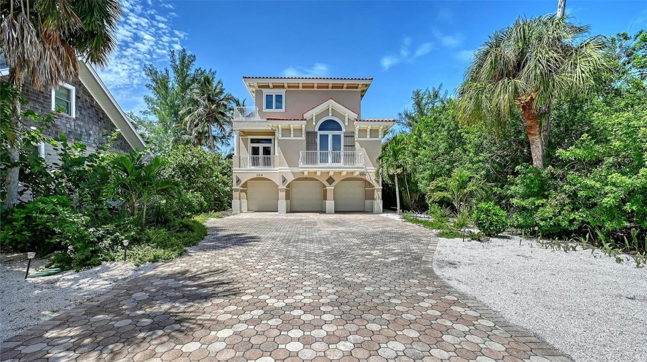 106 74th Street, Unit 100, Bradenton Beach, FL 34217 Photo