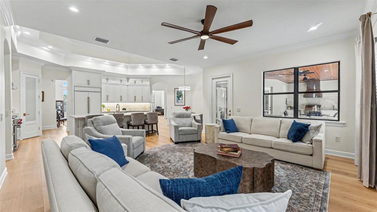 6774 Crescent Woods Circle, Lakeland, FL 33813 Photo