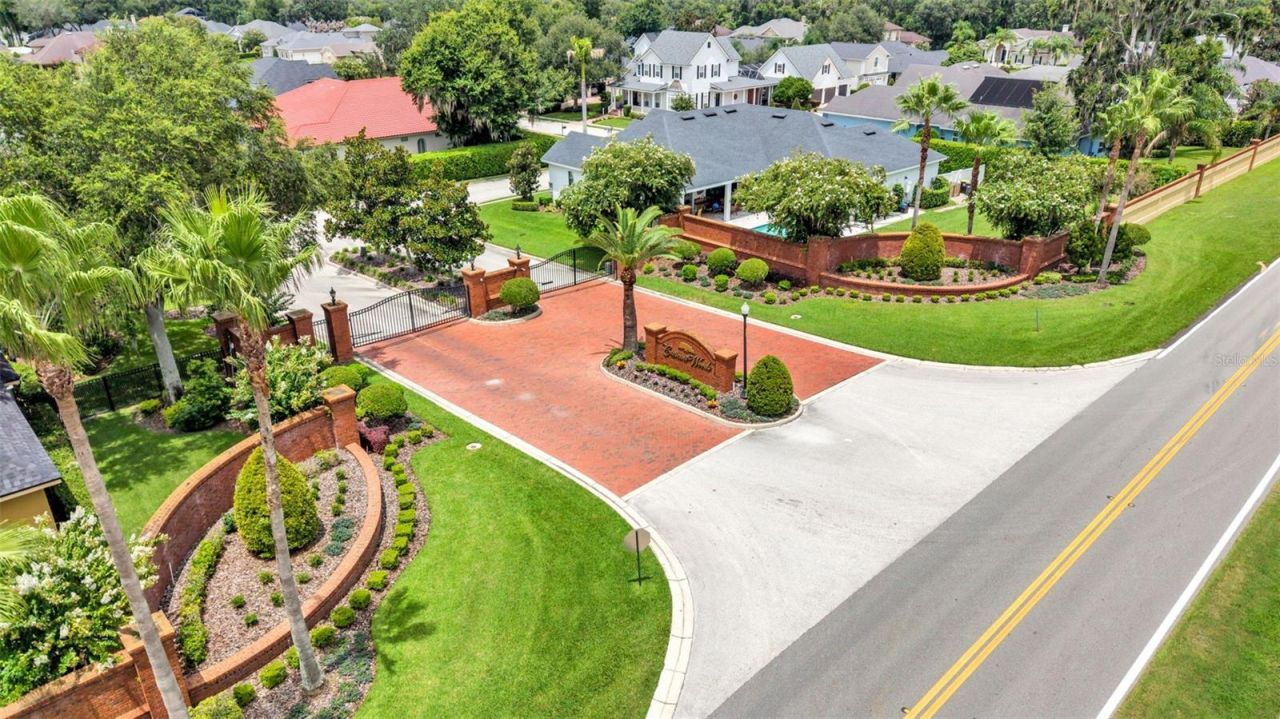 6774 Crescent Woods Circle, Lakeland, FL 33813 Photo