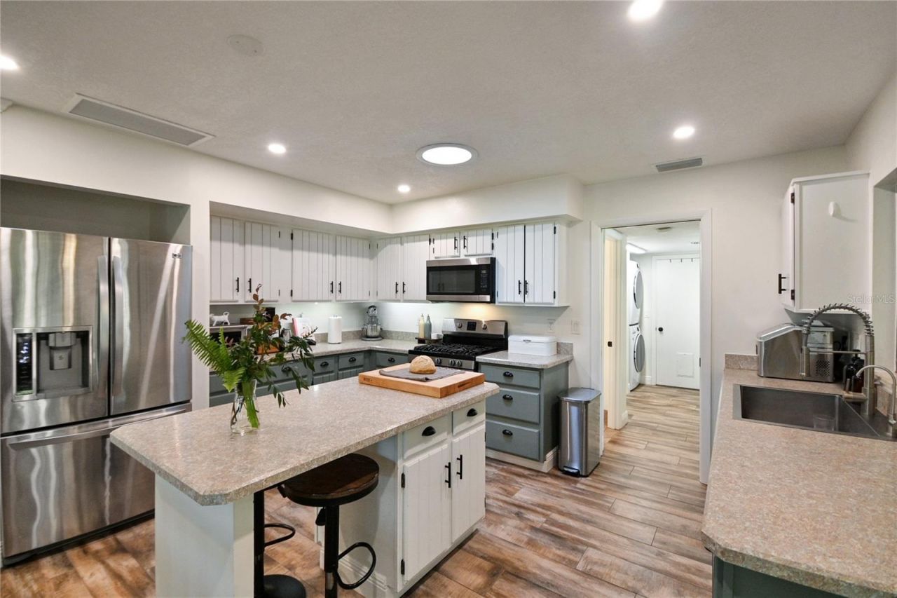 550 Bottlebrush Court , New Smyrna Beach, FL 32168 Photo