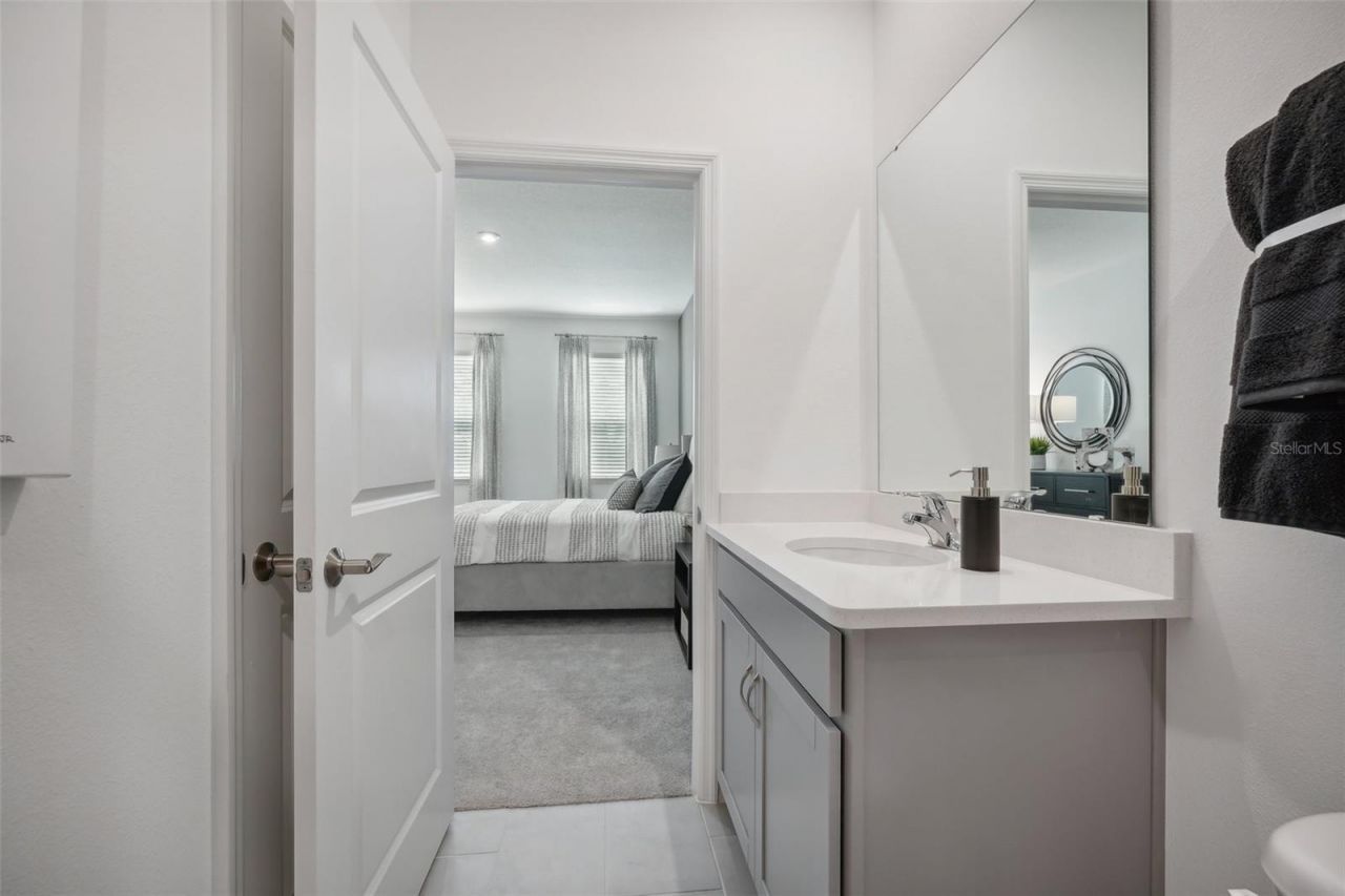 9241 Harris Hawk Drive , Leesburg, FL 34788 Photo
