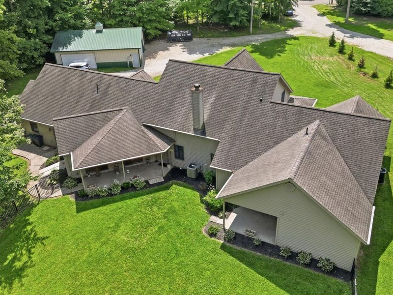 2198 Refugee Road SW, Hebron, OH 43025 Photo 4