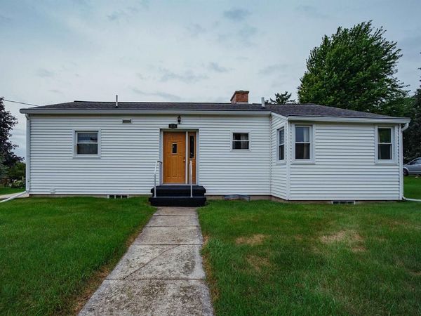 555 PLEASANT HILL AVENUE, Lomira, WI 53048