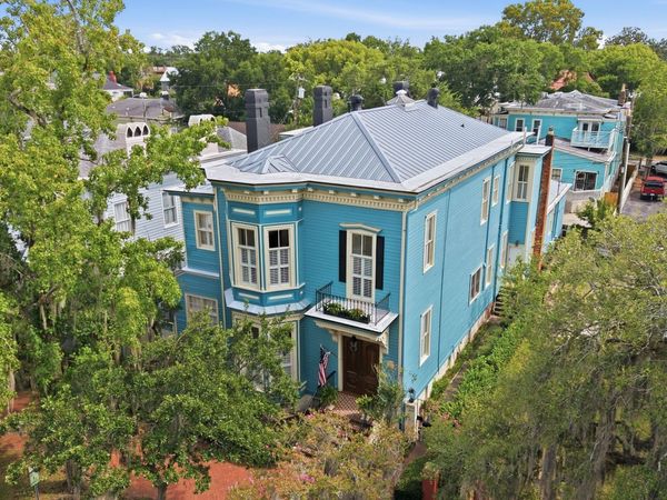 207 E Gwinnett Street, Savannah, GA 31401