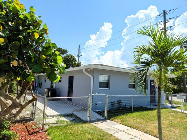 628 Monroe Drive, Unit Front, West Palm Beach, FL 33405