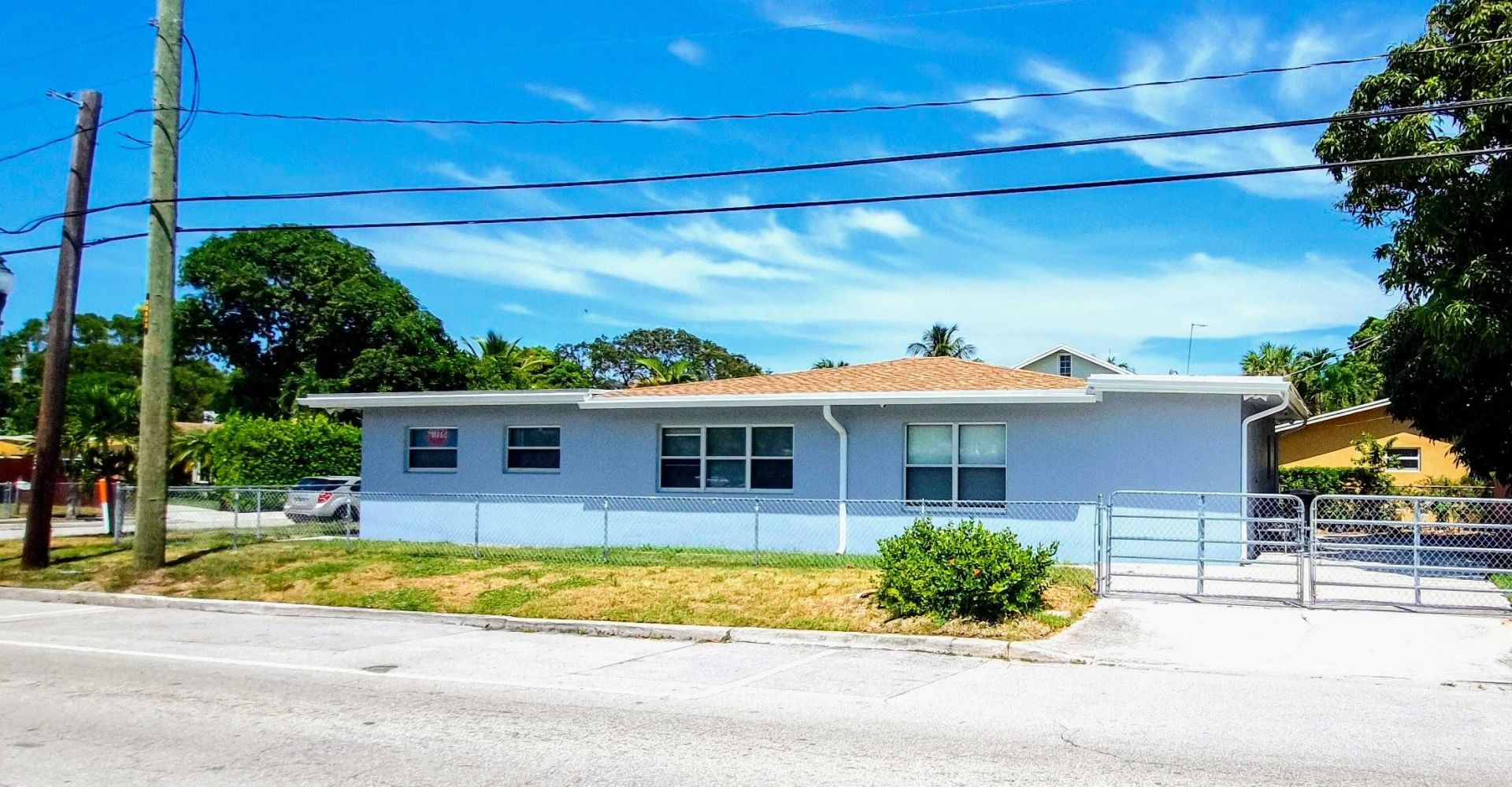 628 Monroe Drive, Unit Front, West Palm Beach, FL 33405 Photo