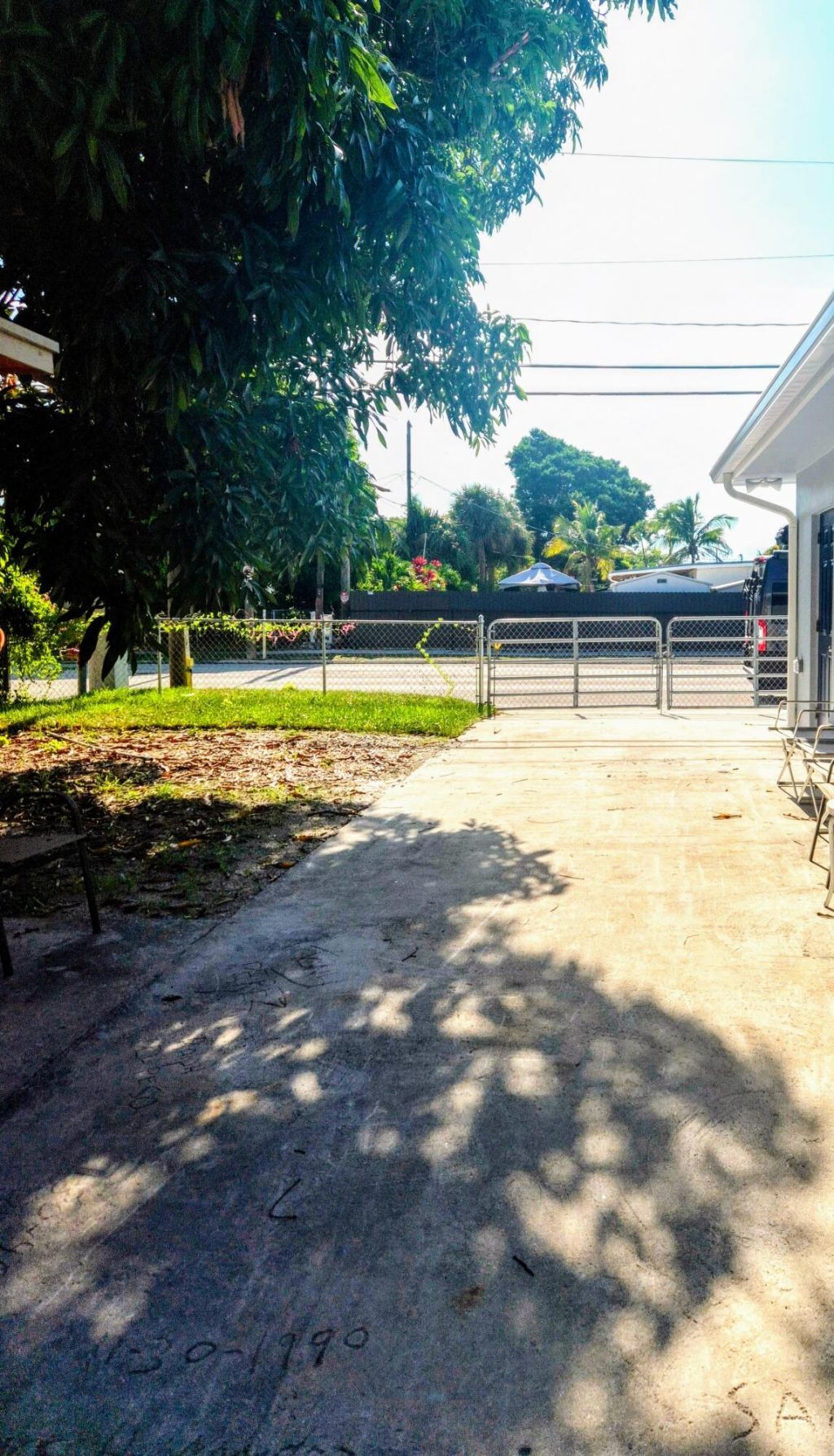628 Monroe Drive, Unit Front, West Palm Beach, FL 33405 Photo