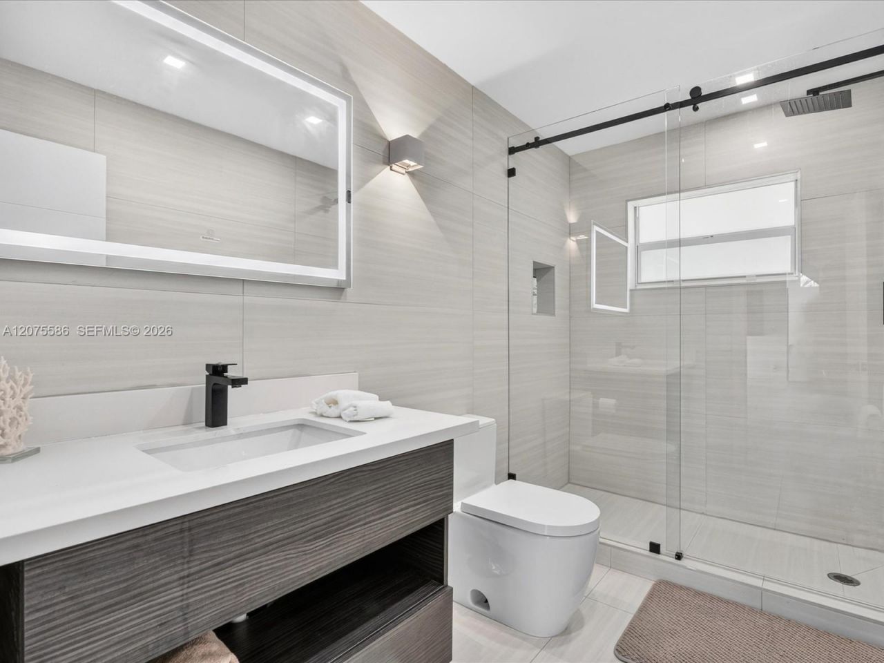 343 Centre Is, Golden Beach, FL 33160 Photo