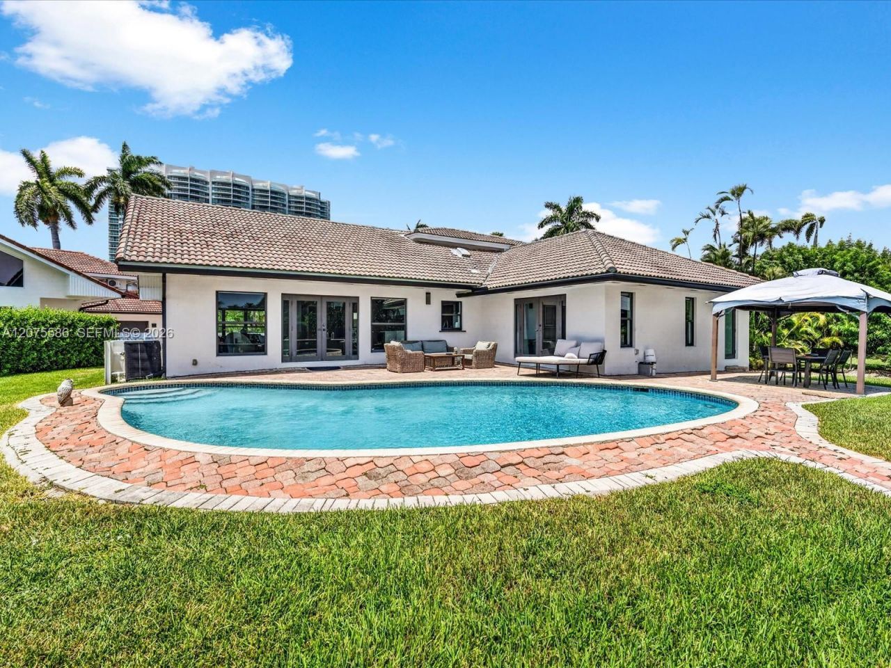 343 Centre Is, Golden Beach, FL 33160 Photo