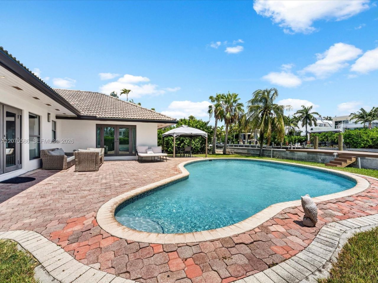 343 Centre Is, Golden Beach, FL 33160 Photo