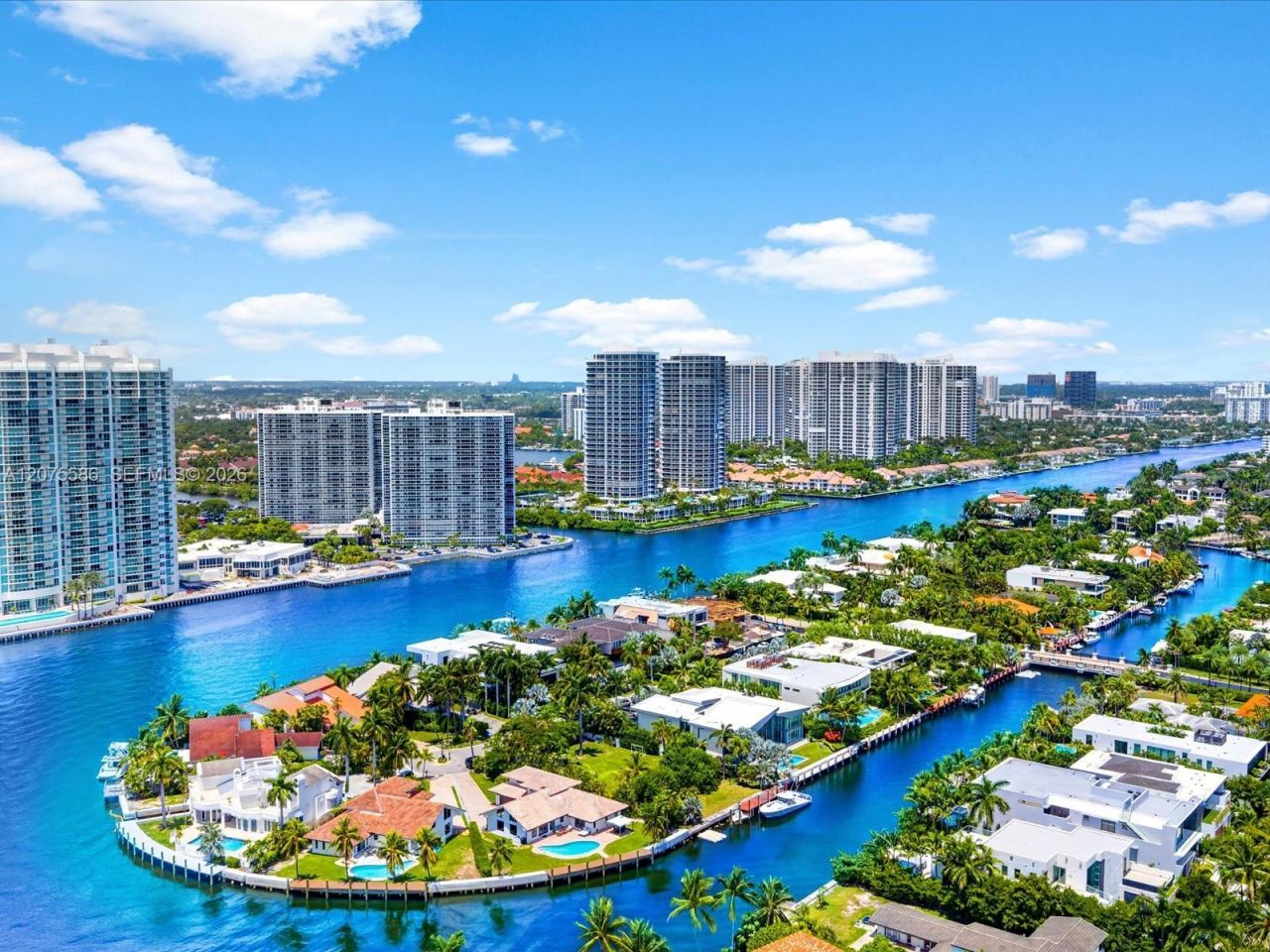 343 Centre Is, Golden Beach, FL 33160 Photo