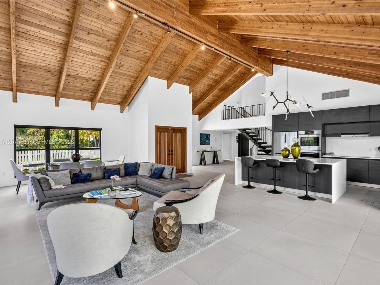 343 Centre Is, Golden Beach, FL 33160 Photo