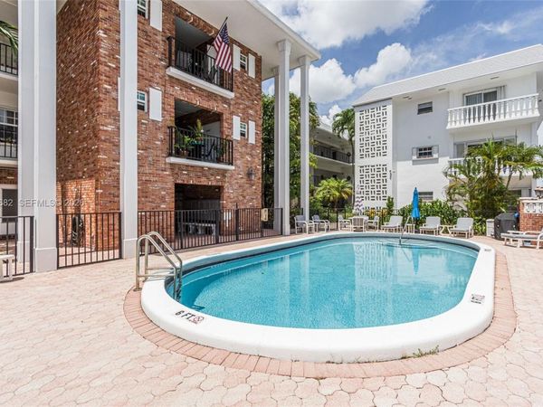 2500 NE 9th St , Unit 111, Fort Lauderdale, FL 33304