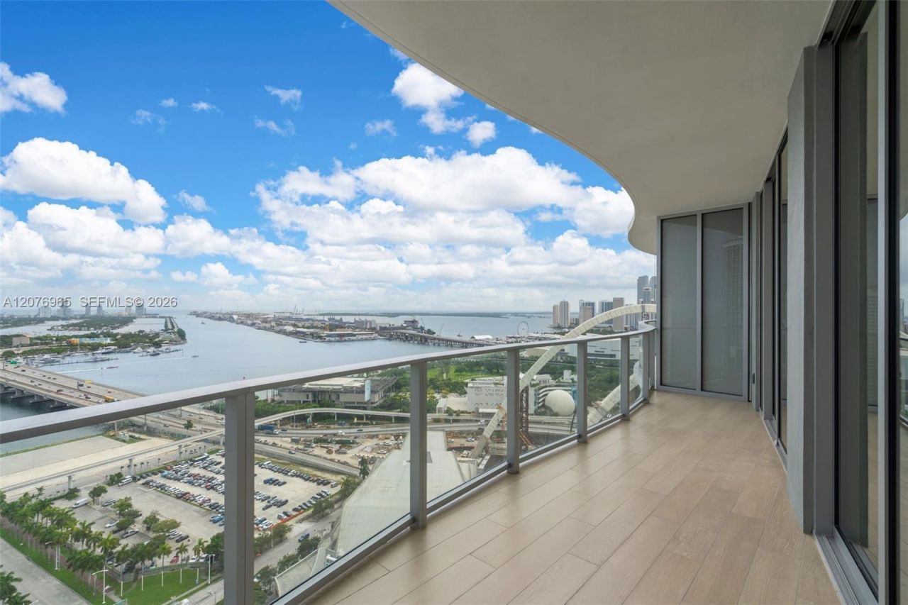 1400 Biscayne Blvd, Unit 2305, Miami, FL 33132 Photo