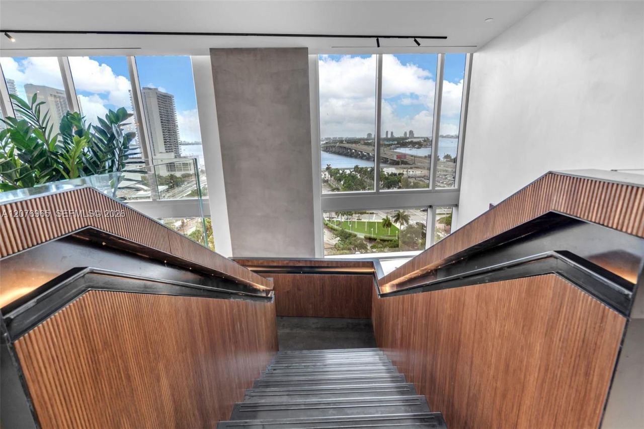 1400 Biscayne Blvd, Unit 2305, Miami, FL 33132 Photo