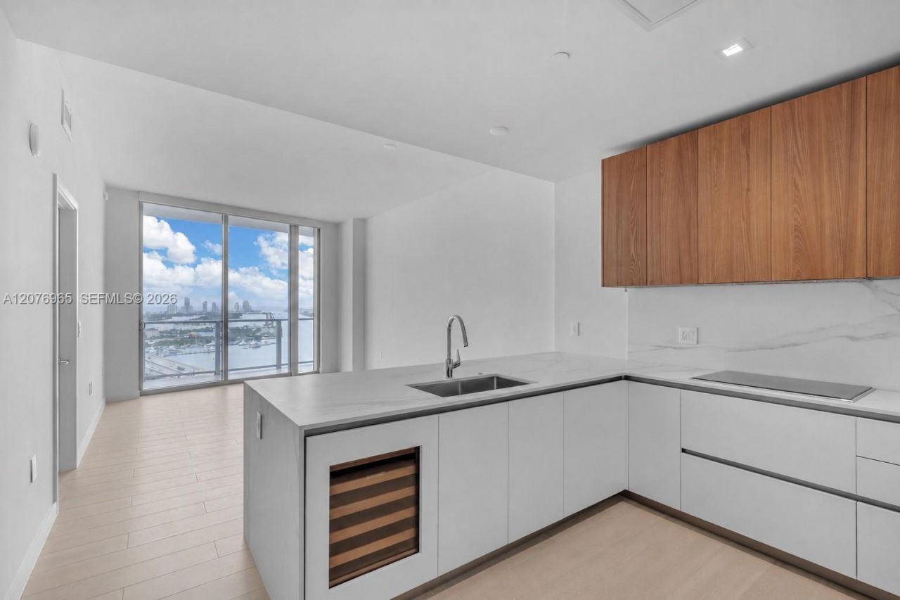 1400 Biscayne Blvd, Unit 2305, Miami, FL 33132 Photo
