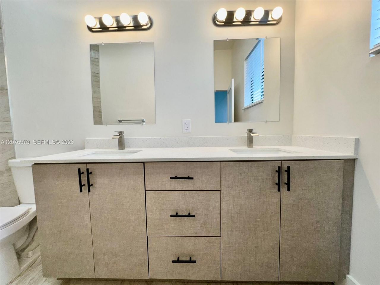 2375 NW 105th St, Unit ., Miami, FL 33147 Photo