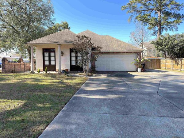 5855 Government St, Baton Rouge, LA 70806