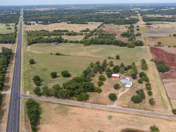 3016 County Road 4405, Commerce, TX 75428