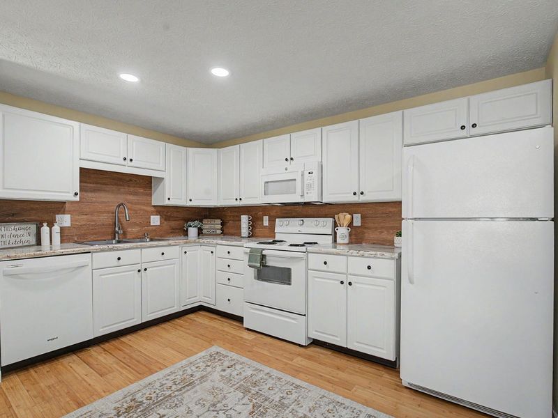 5214 Waverly Street, Enon, OH 45323 Photo 9