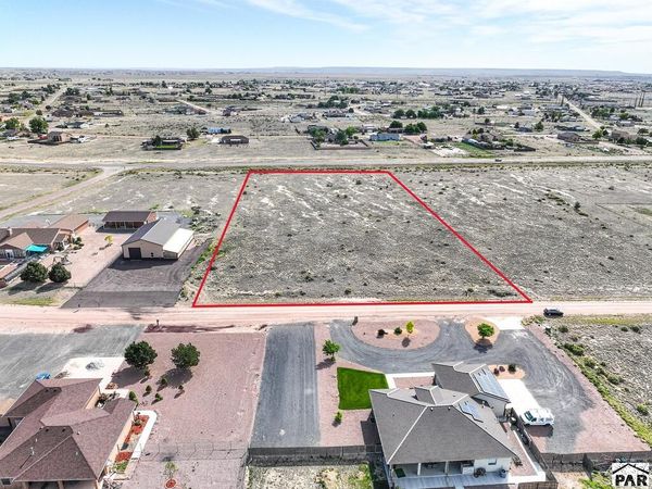 478 N Glendevey Dr, Pueblo West, CO 81007