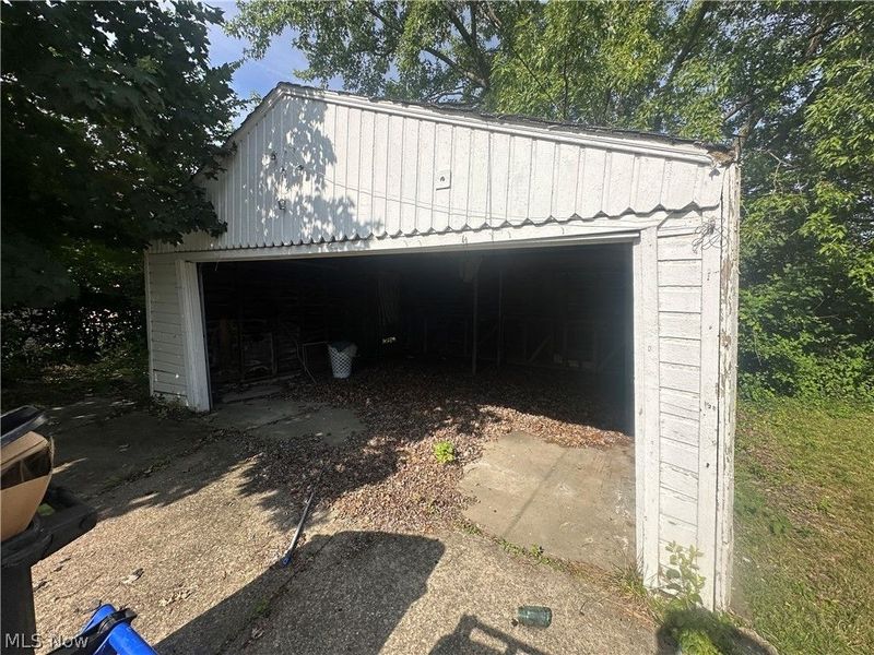 4154 E 153rd Street, Cleveland, OH 44128 Photo 6