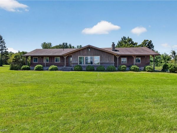 8956 W Smith , Litchfield, OH 44253