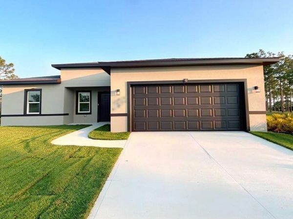 3383 LOVELAND BOULEVARD , PORT CHARLOTTE, FL 33980