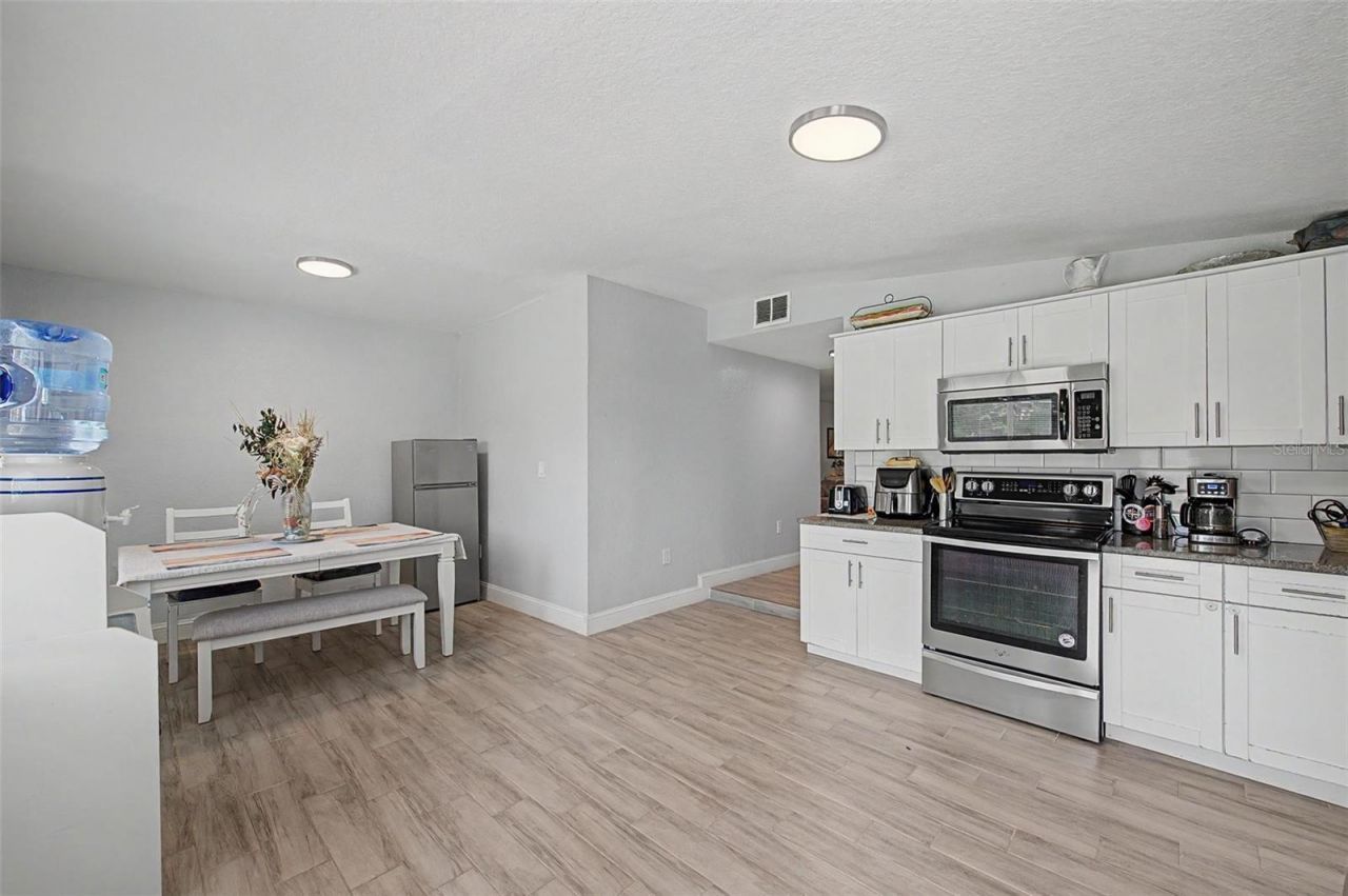 2767 Belle Haven Drive, Clearwater, FL 33763 Photo