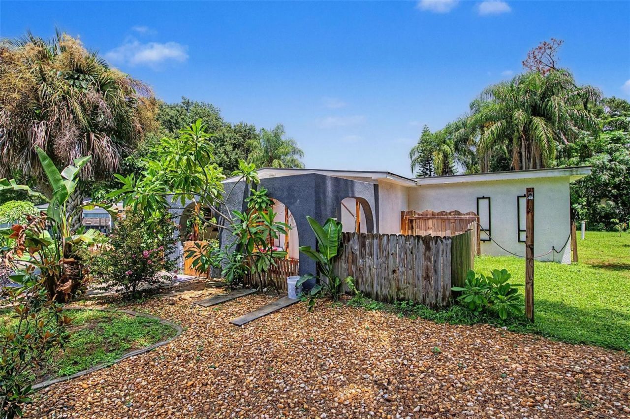 2767 Belle Haven Drive, Clearwater, FL 33763 Photo