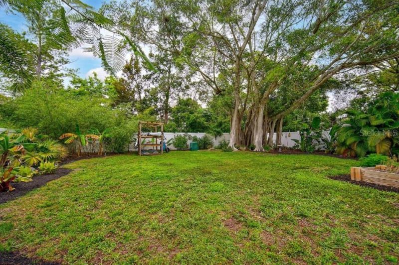 463 Acacia Drive , Sarasota, FL 34234 Photo