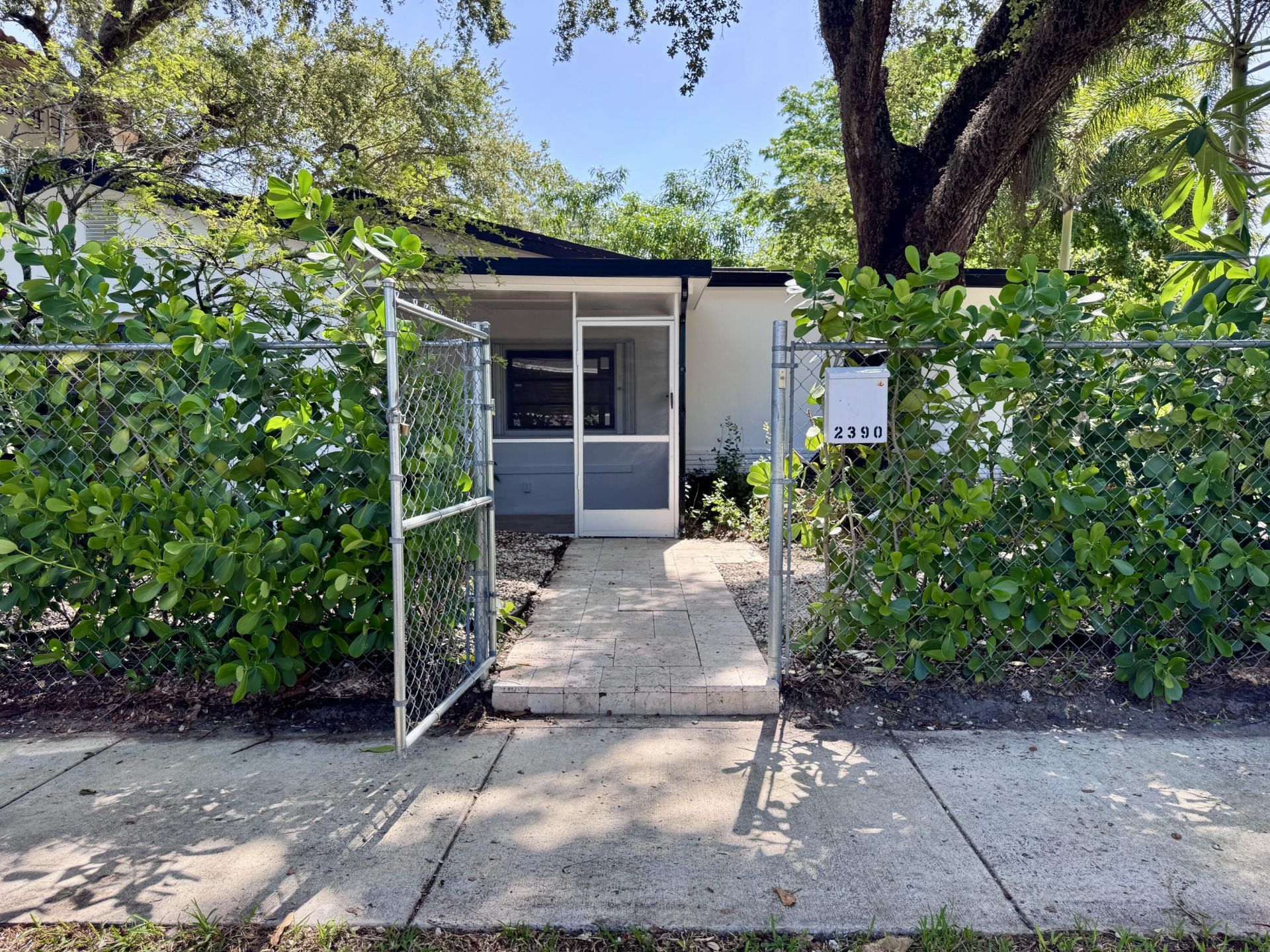 2390 SW 18th Avenue, Fort Lauderdale, FL 33315 Photo