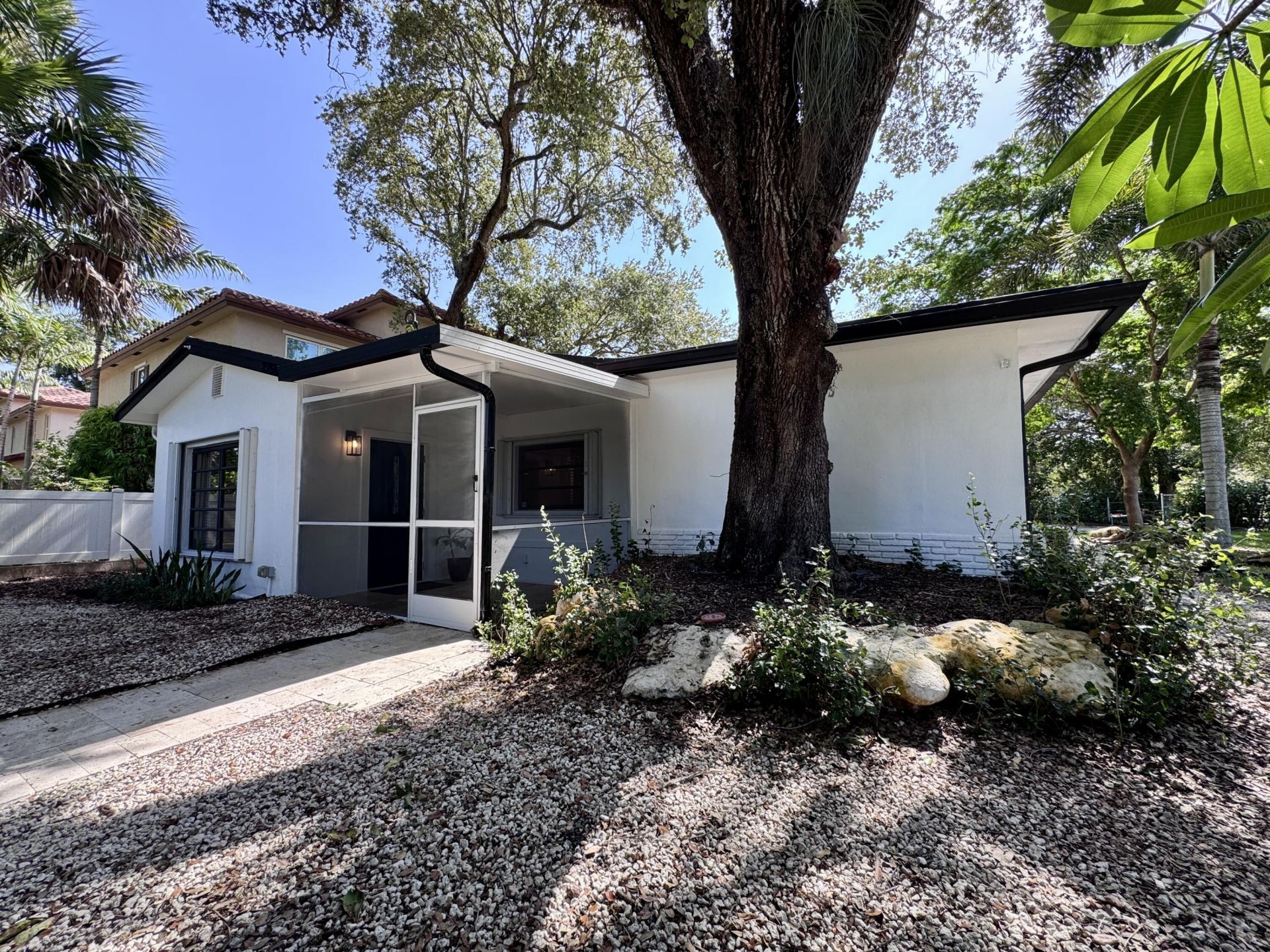 2390 SW 18th Avenue, Fort Lauderdale, FL 33315 Photo