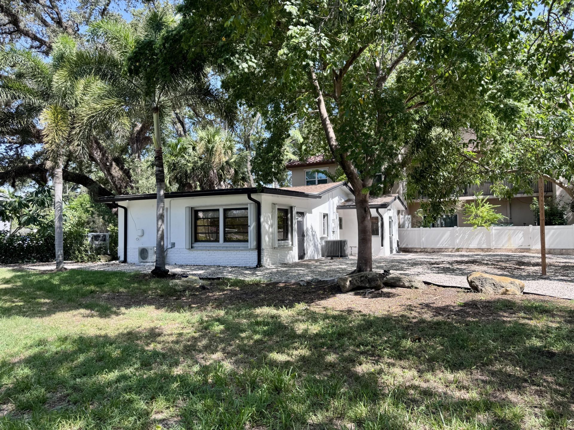 2390 SW 18th Avenue, Fort Lauderdale, FL 33315 Photo