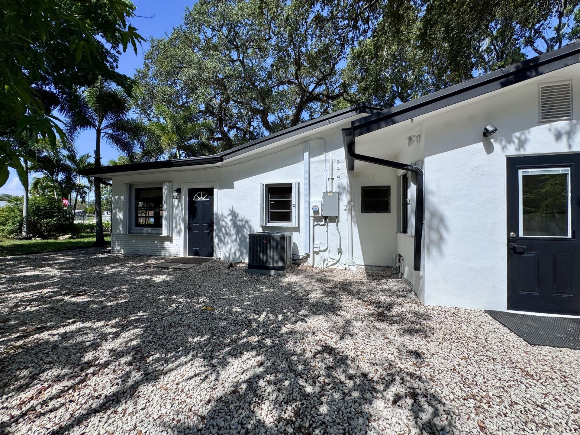 2390 SW 18th Avenue, Fort Lauderdale, FL 33315 Photo